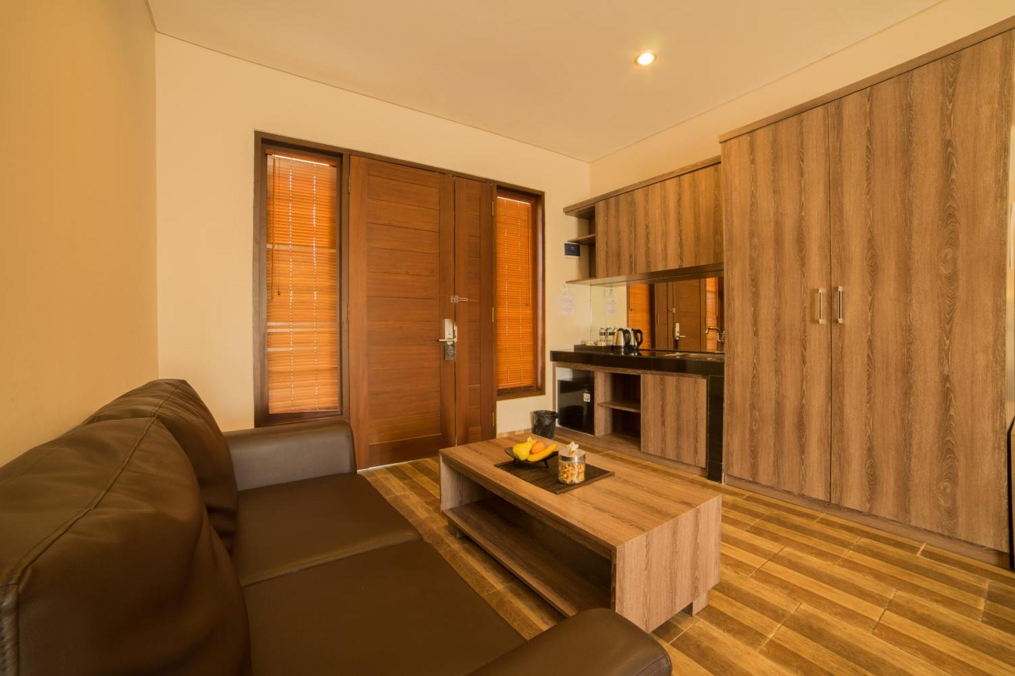 Grand Kesambi Resort And Villas Dalung  Exterior photo